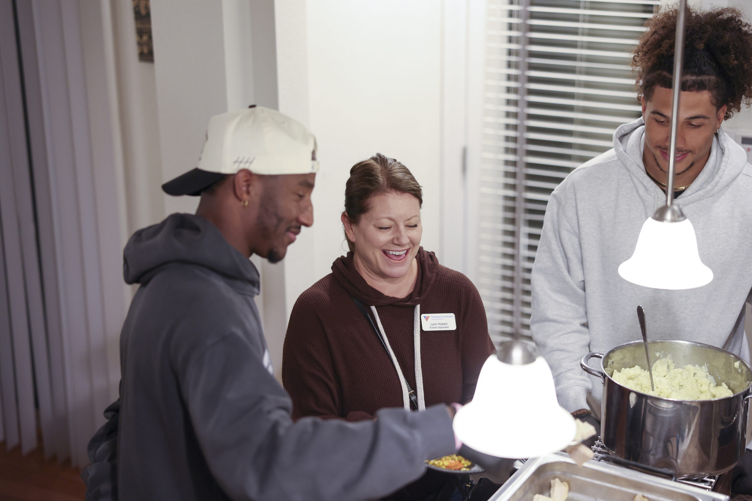 Levi Wallace hosted a Thanksgiving event for families on Tuesday, November 26, 2024 at Volunteer of America's Clermont Commons in Denver, Colorado.Photo by Gabriel Christus / Denver Broncos